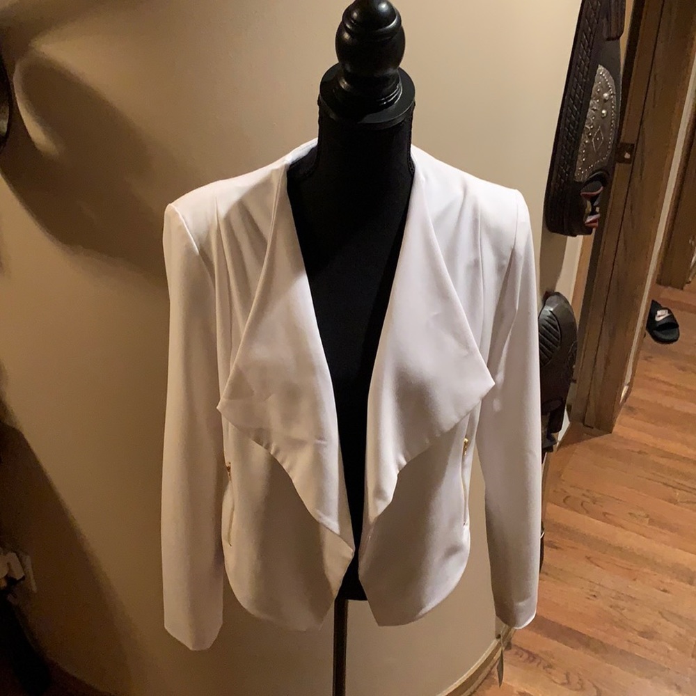 Bar III White Lg W Jacket with Gold zipper detail